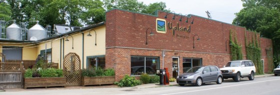 Expectation Society also includes brick and mortar location to pick up purchased beers, for no extra charge.