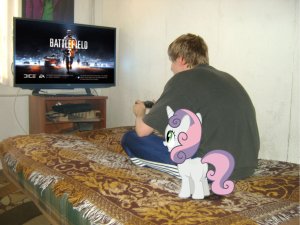 "THAT GUY LANDED ALL THE MEXICAN CAKES!? He must be so cool in real life-"