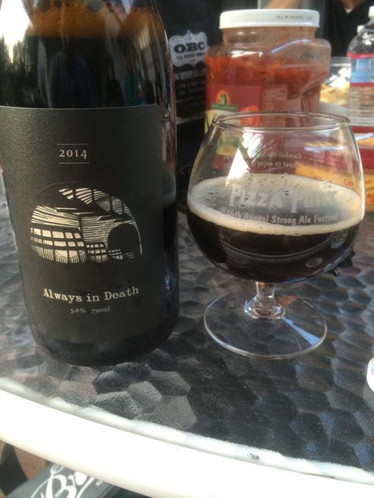 Time to play that cliche game LIST SOMETHING IN THE BACKGROUND OF THE BEER PHOTO. always funny ervy tiem.